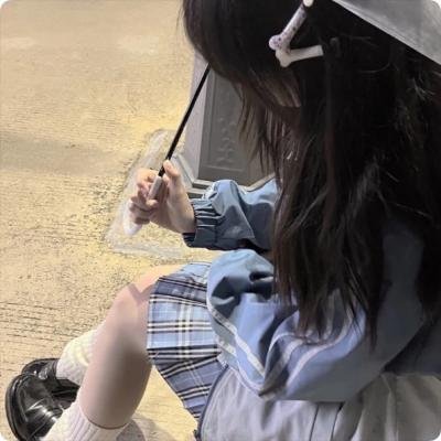 窄路微尘